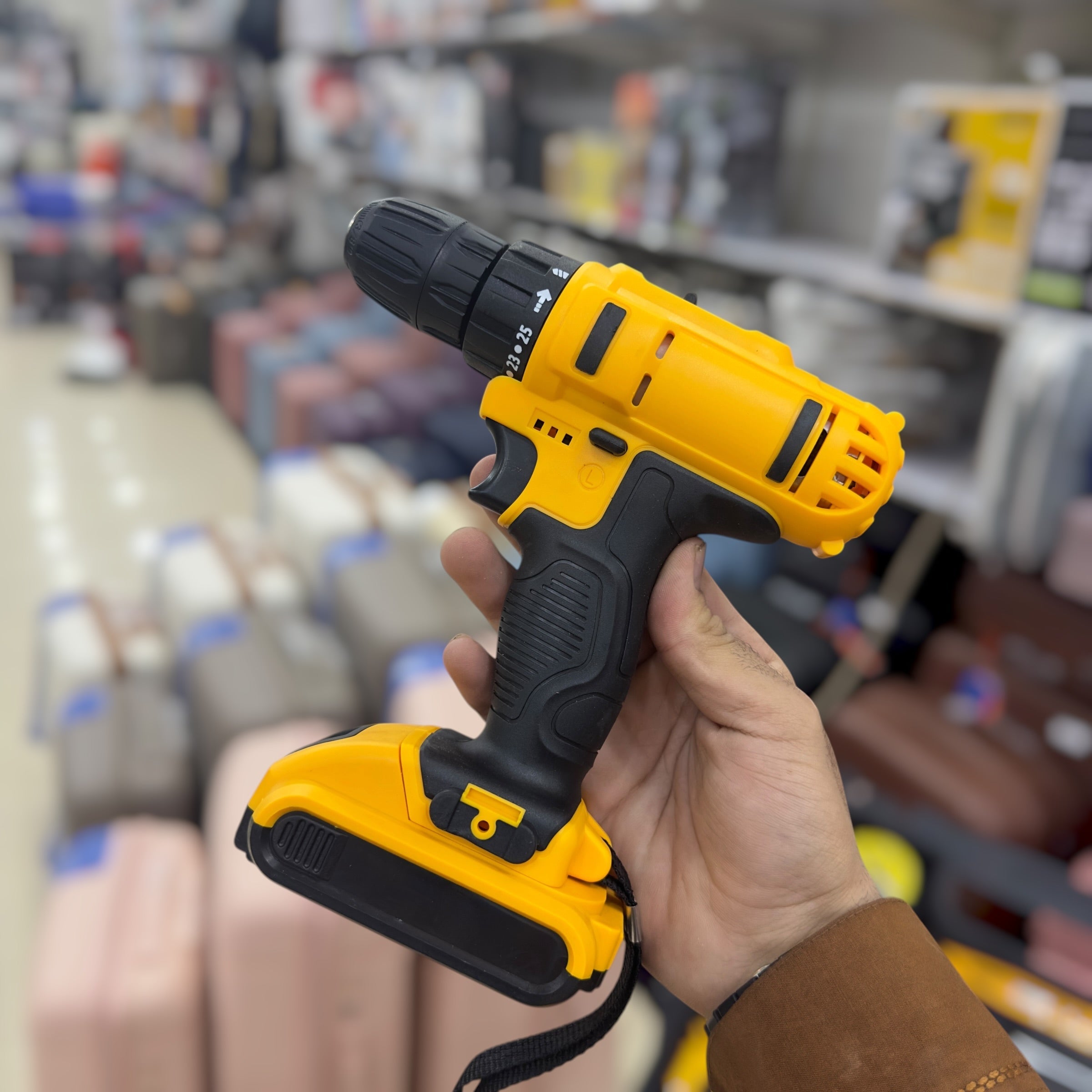 34Pcs Rechargeable Drill Machine with Tool Kit