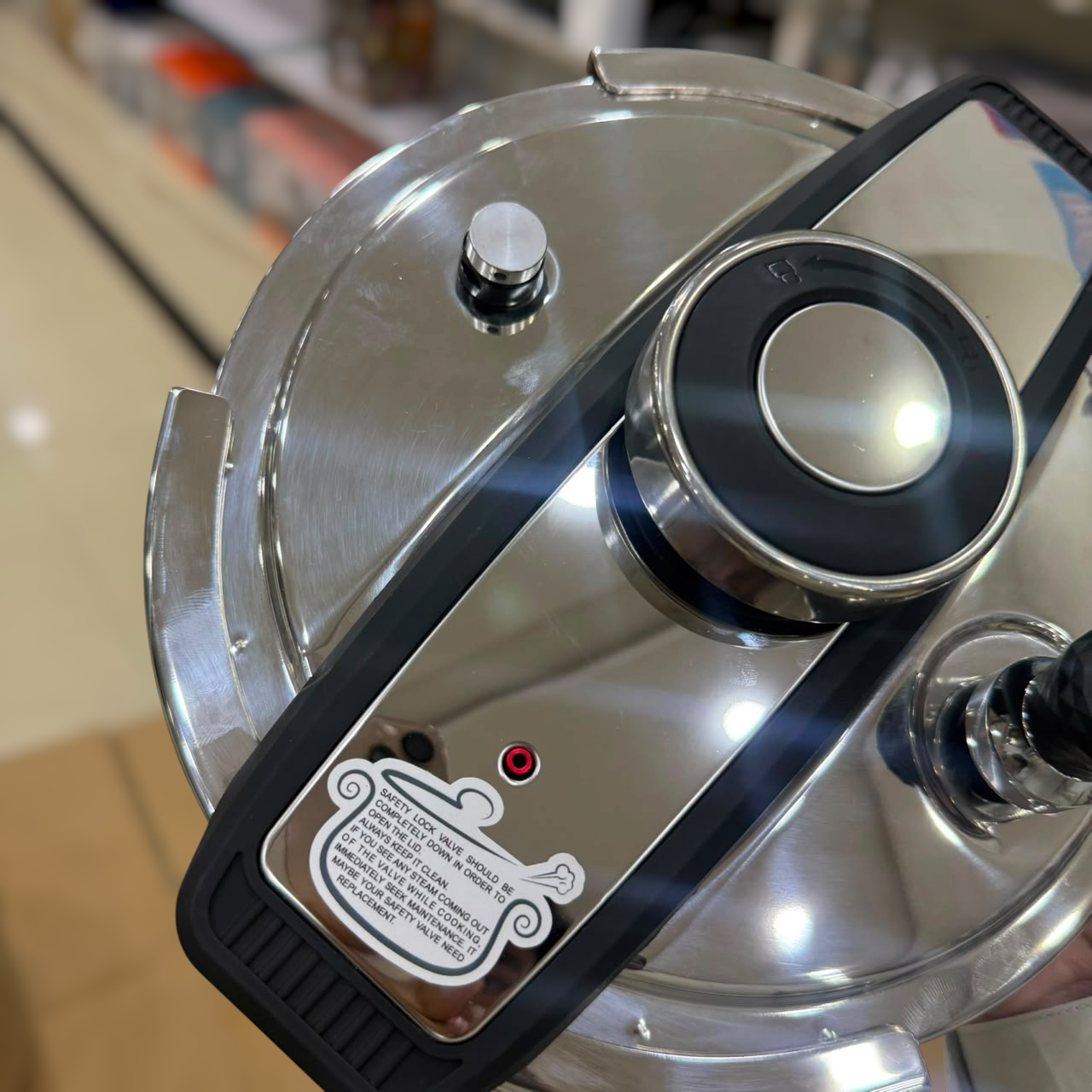 Uniqui 6+8L Automatic Pressure Cooker