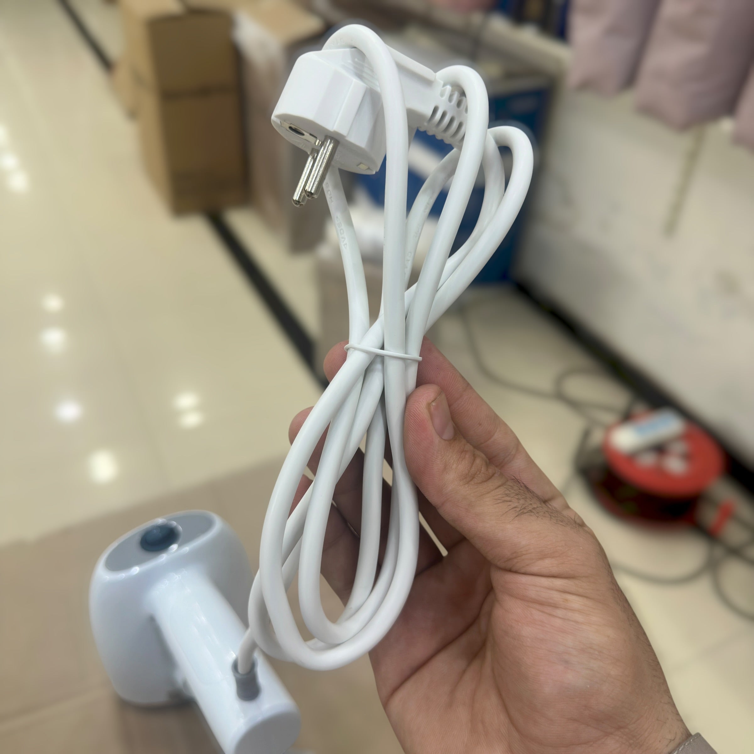 RAF Handheld Garment Steamer 1326