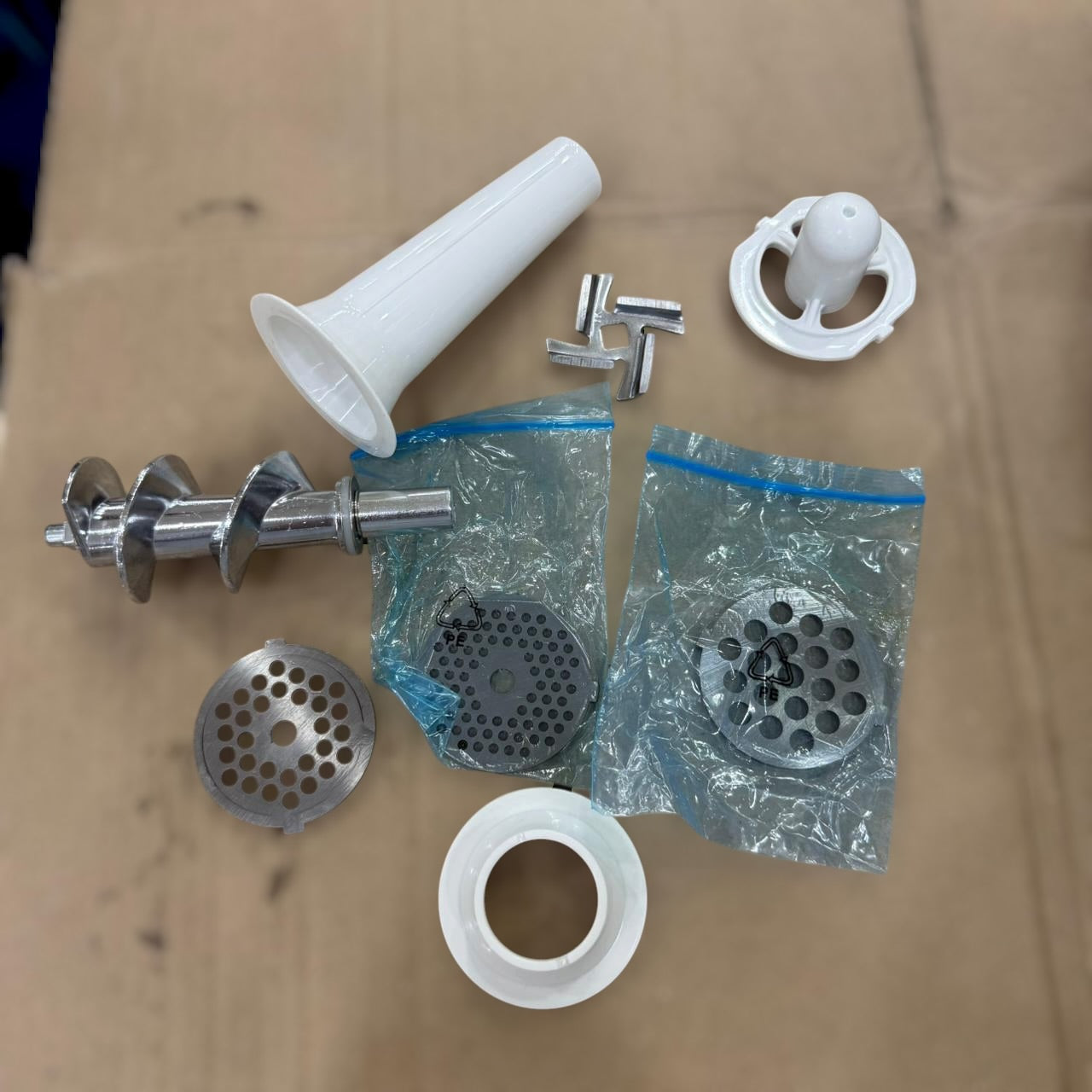 Geepas Mult-Function Meat Mincer 42511P