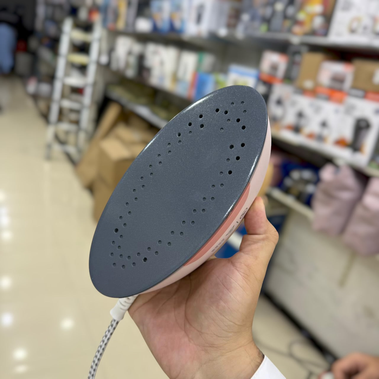 CHIGO Adjustable Steam Iron