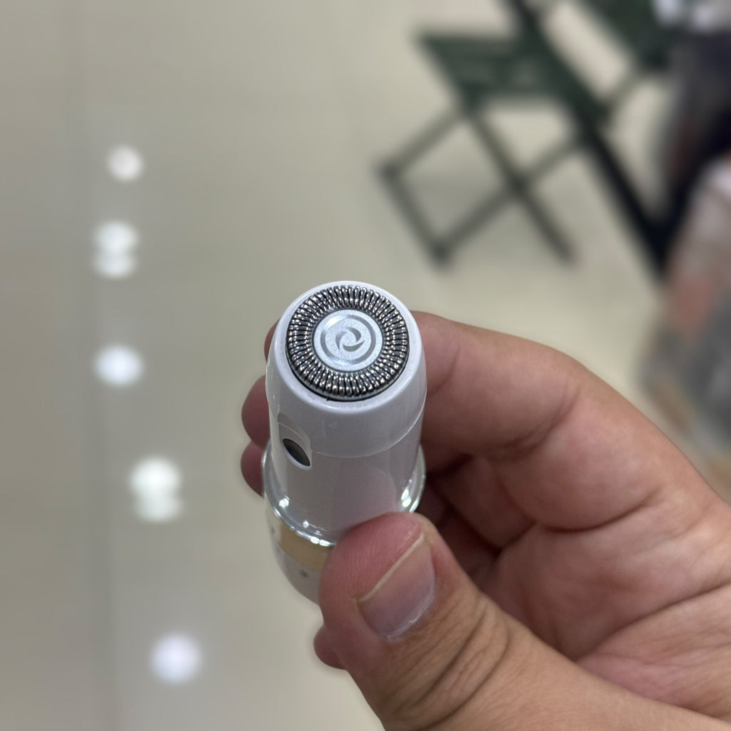 Rechargeable Mini Hair Shaver