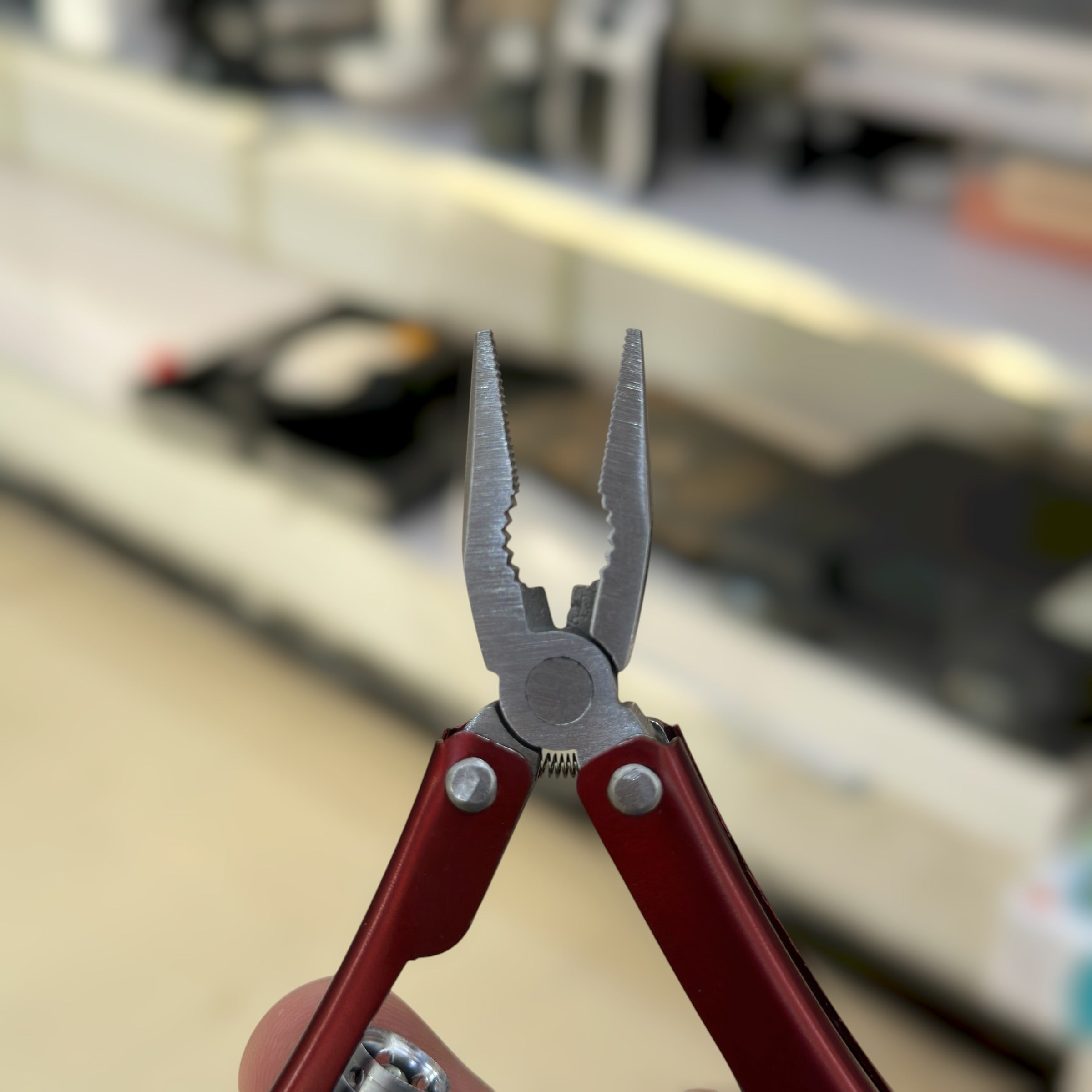 Traveller Multit Plier Tool
