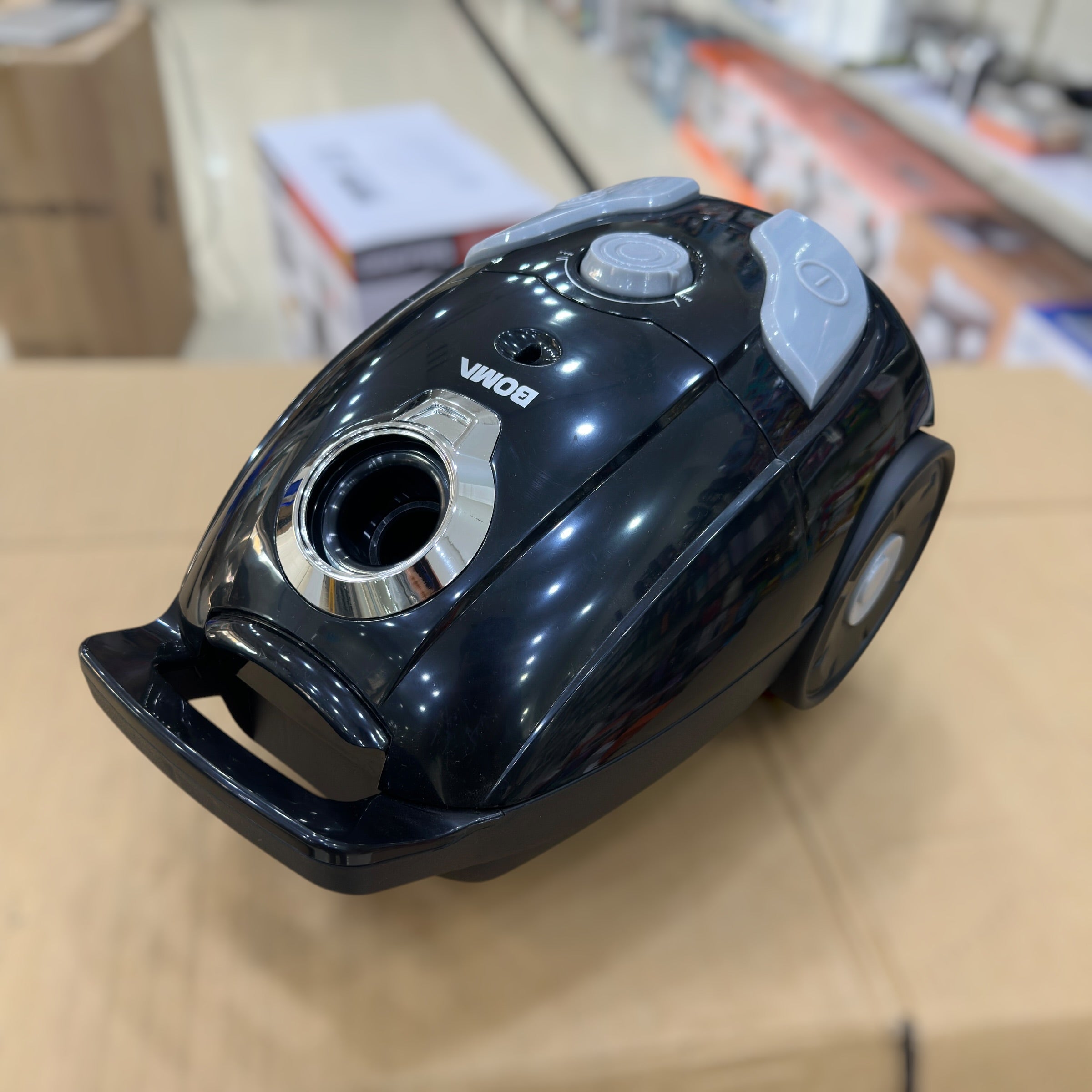 Boma 2.5L Vacuum Cleaner BM-916