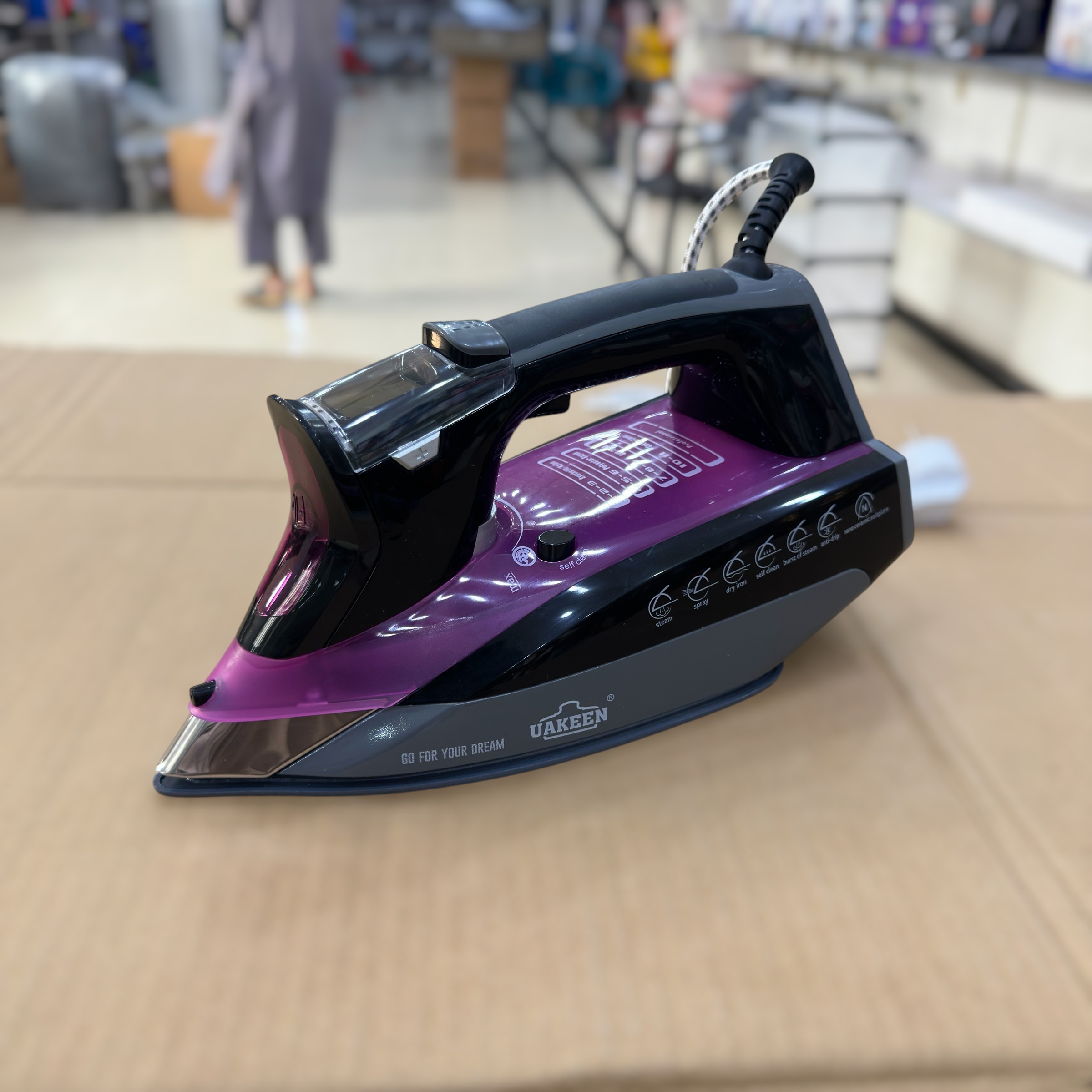 Uakeen Digital Steam Iron ZL-809