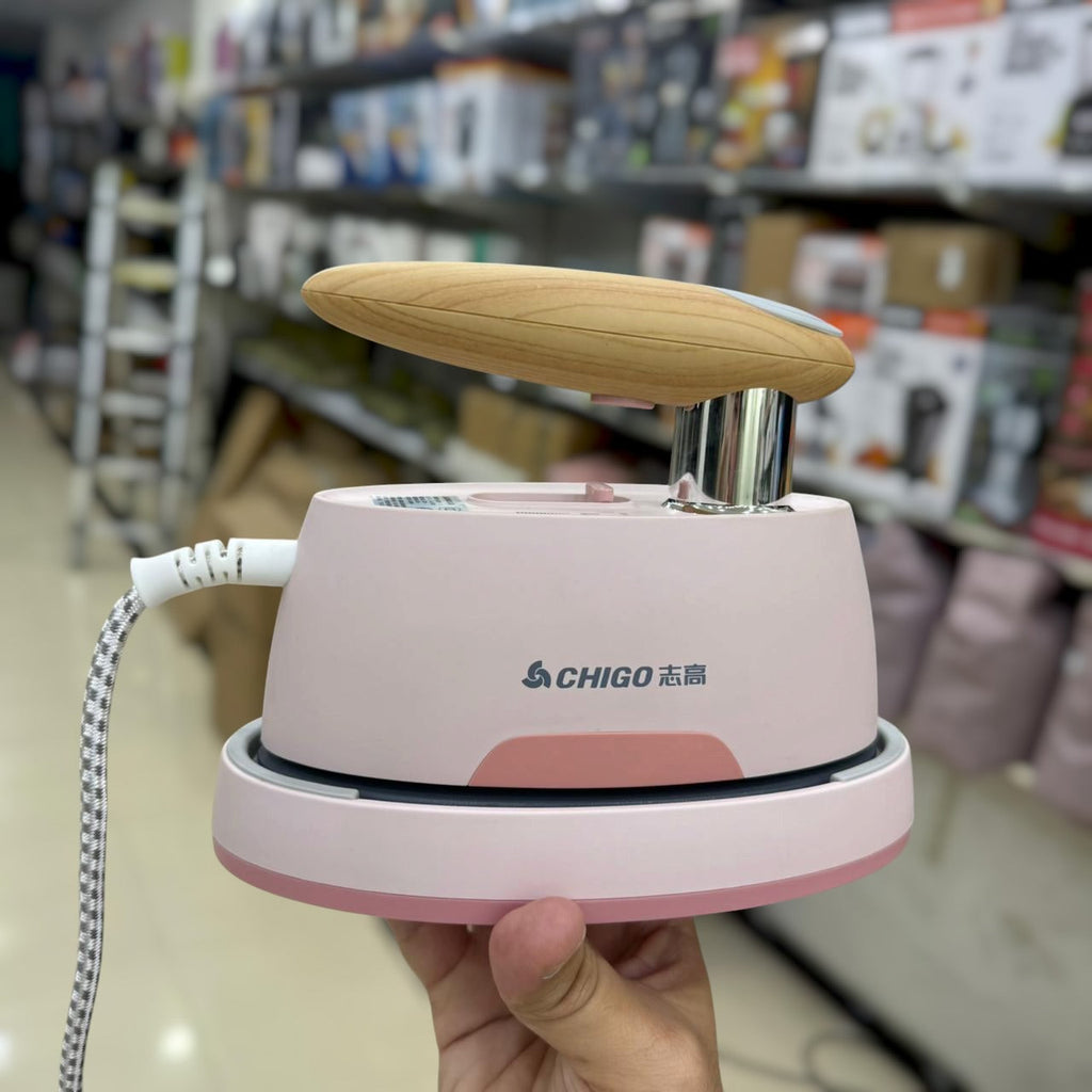 CHIGO Adjustable Steam Iron