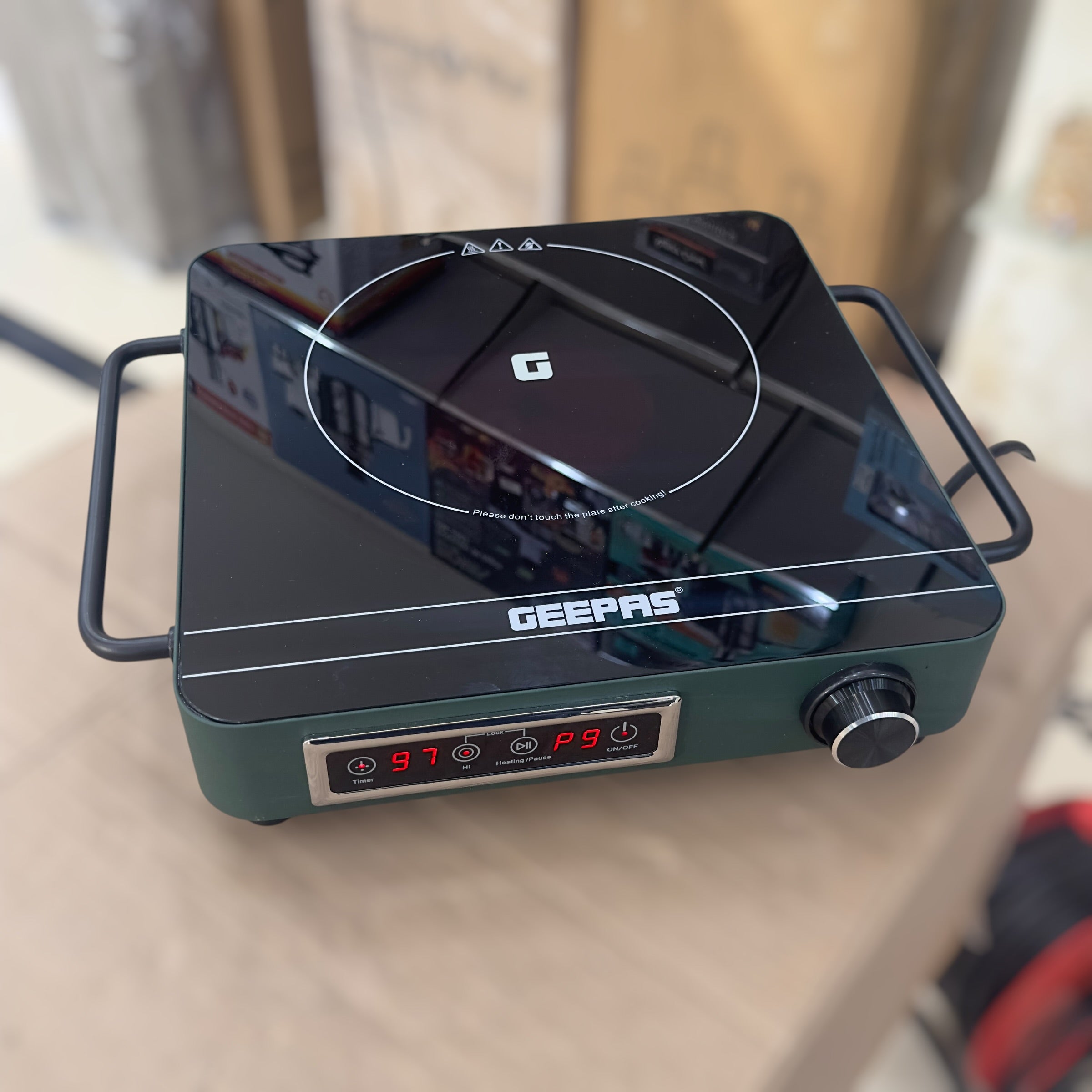 Geepas Digital Infrared Universal Hot Plate 6925