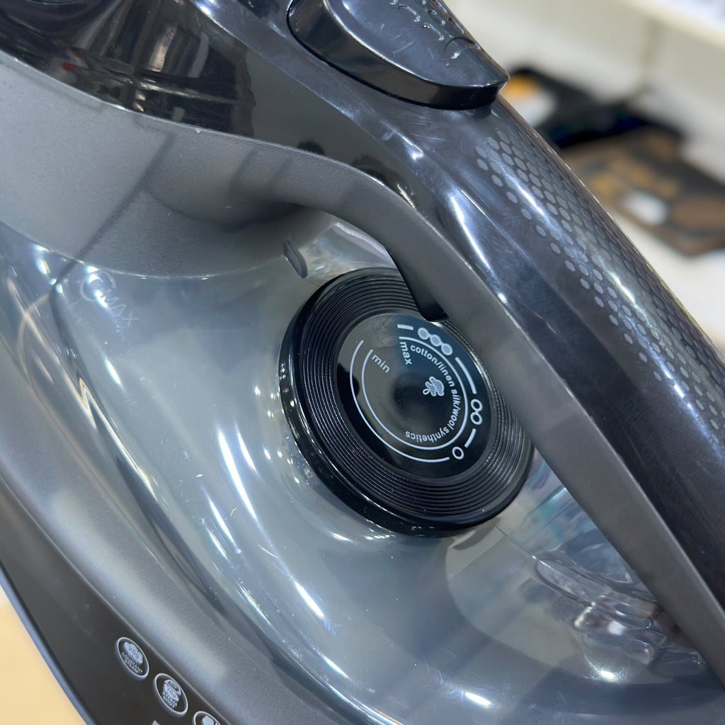 Boma Steam Iron BM-2201