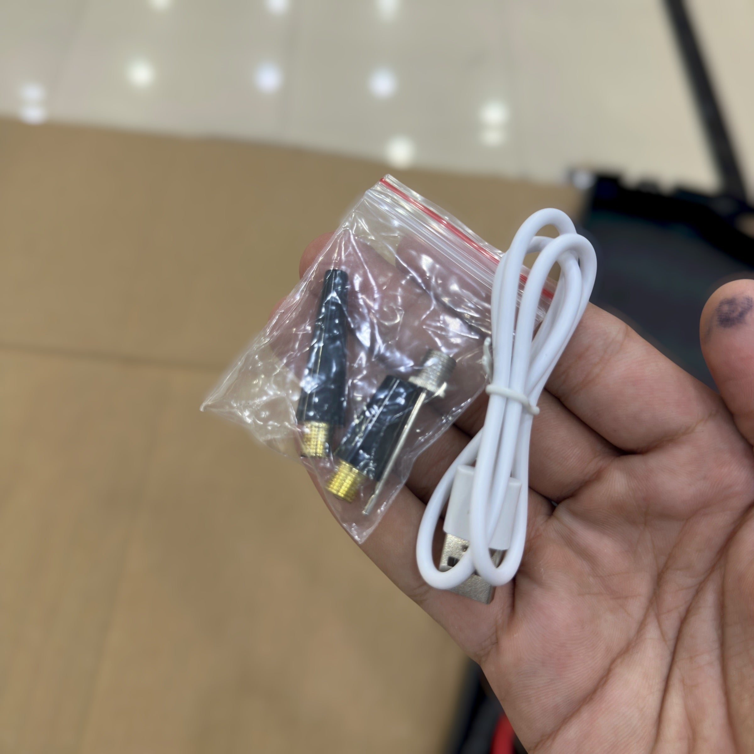 Multi-Function Car Jump Starter HW-0353