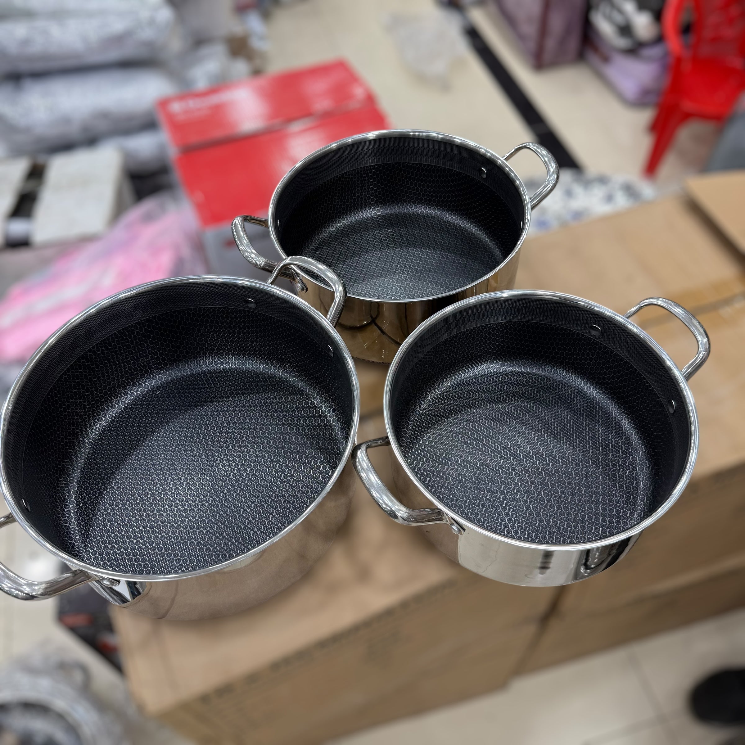 Laser Coated 6pcs Cookware Set Size 30cm to 34cm