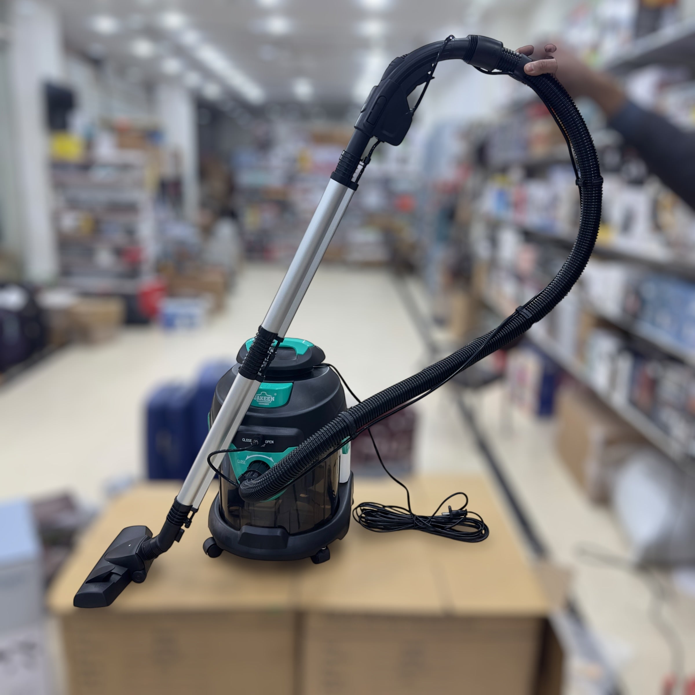 Uakeen  Wet and Dry Shampoo Vacuum Cleaner ZL-930