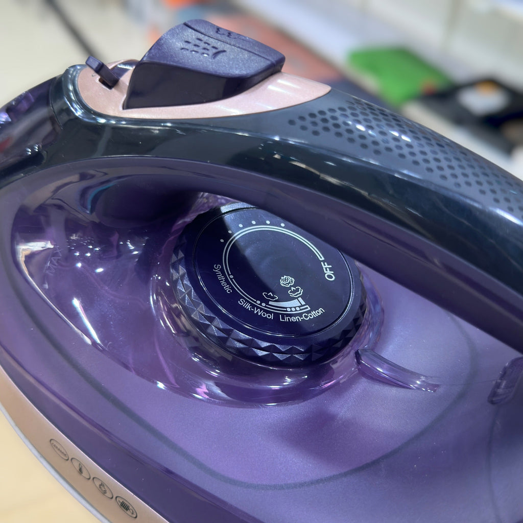Kolax Steam Iron 822478