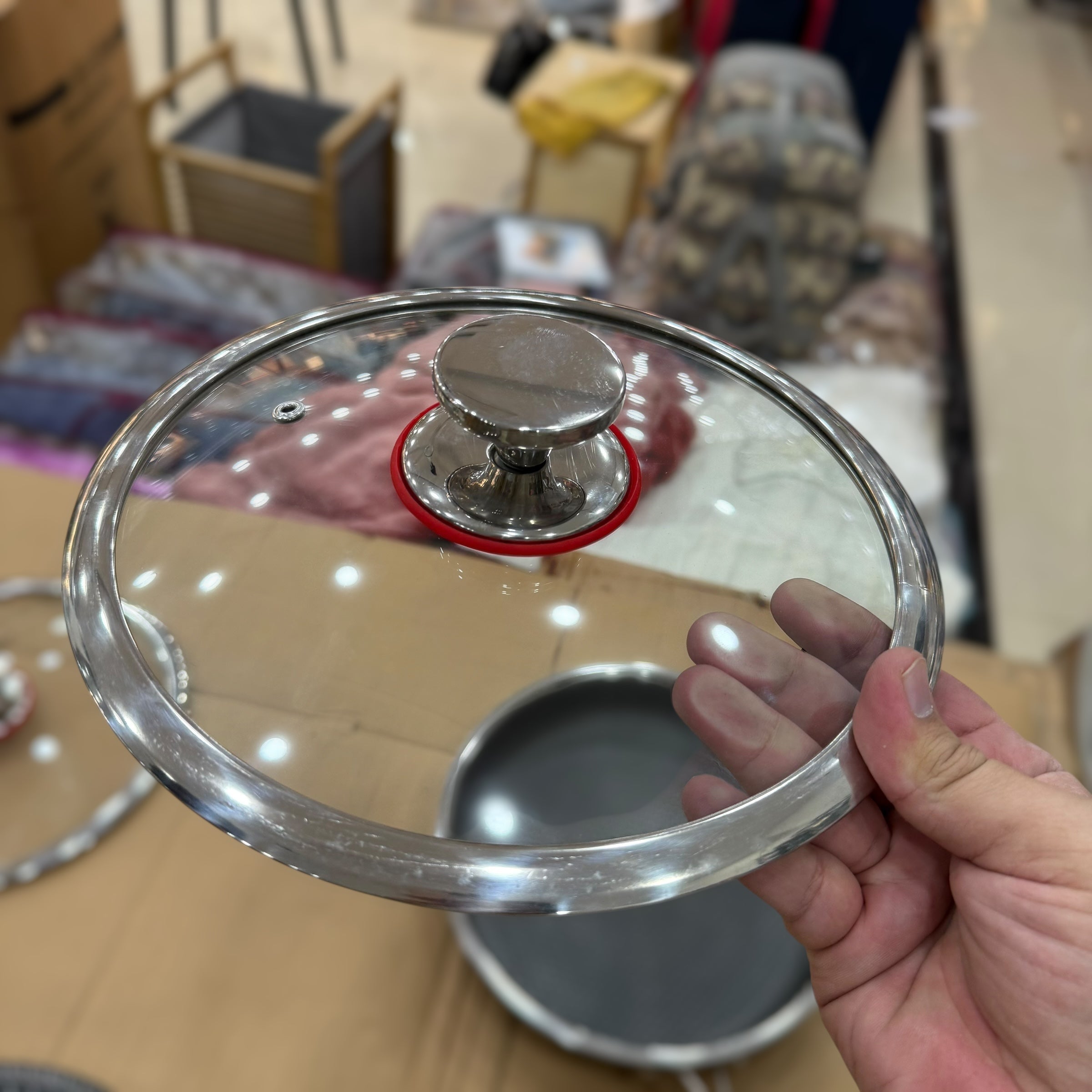 Laser Coated Honeycomb Frypan with Glass Lid