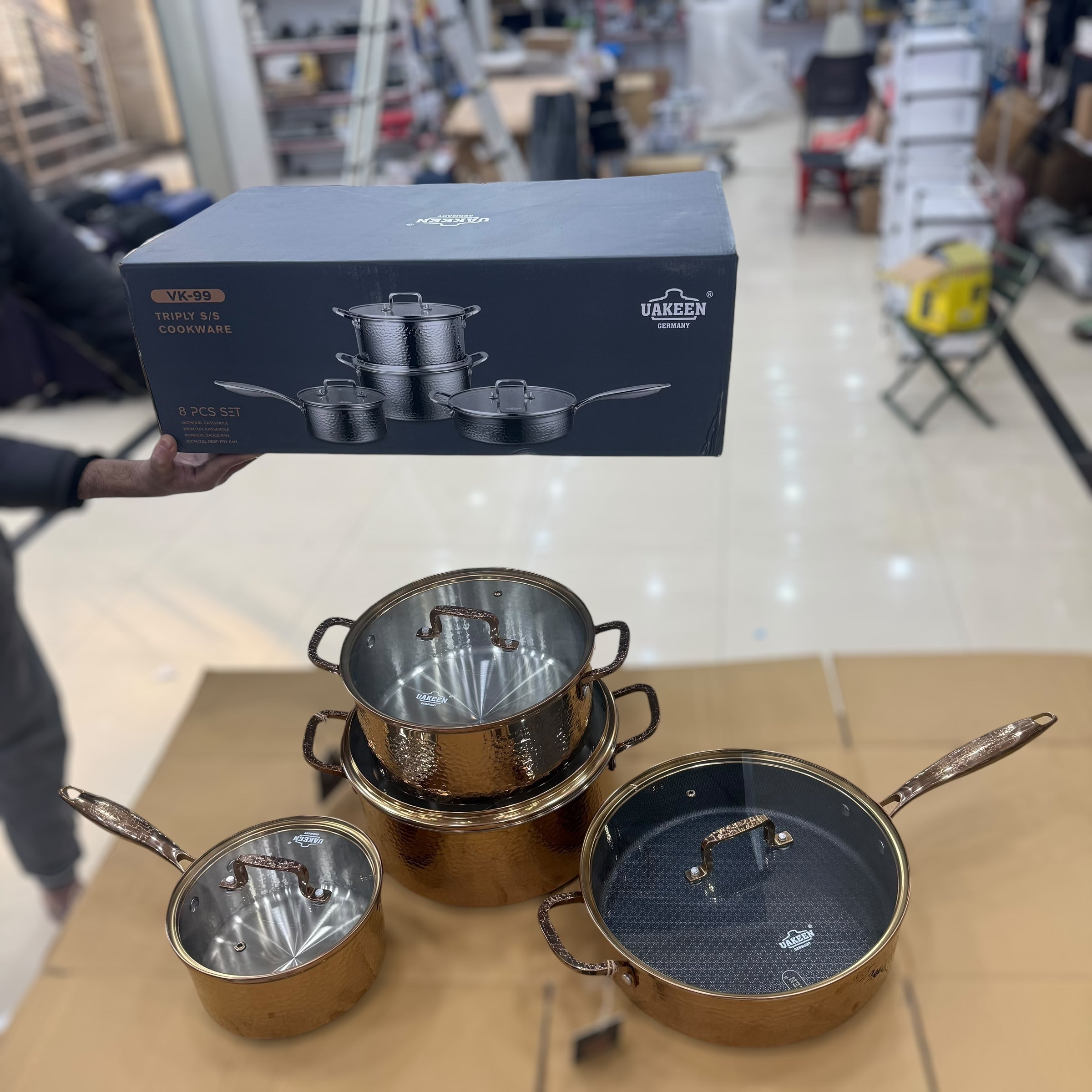 Uakeen 8 Pcs Triply S/S Cookware Set VK-99