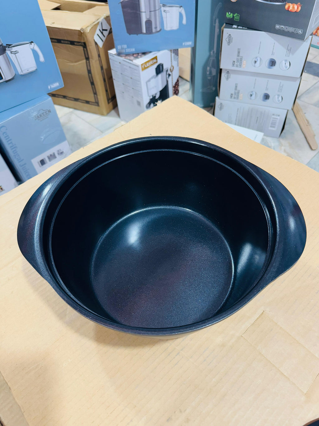 Uakeen Die-Cast Aluminum Casserole 28cm VK-1303