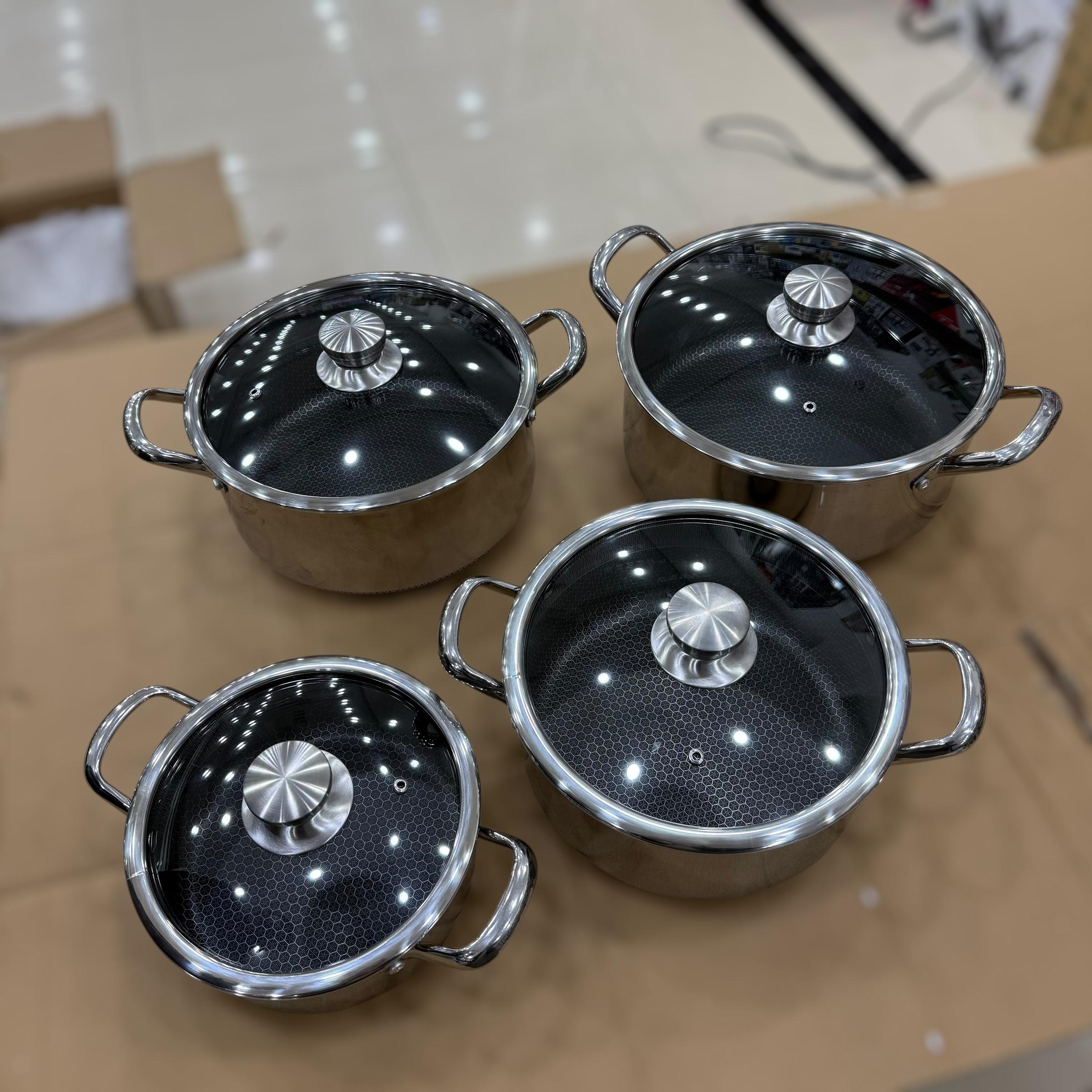 Laser Coated 8pcs Casserole Set Size 22cm to 30cm