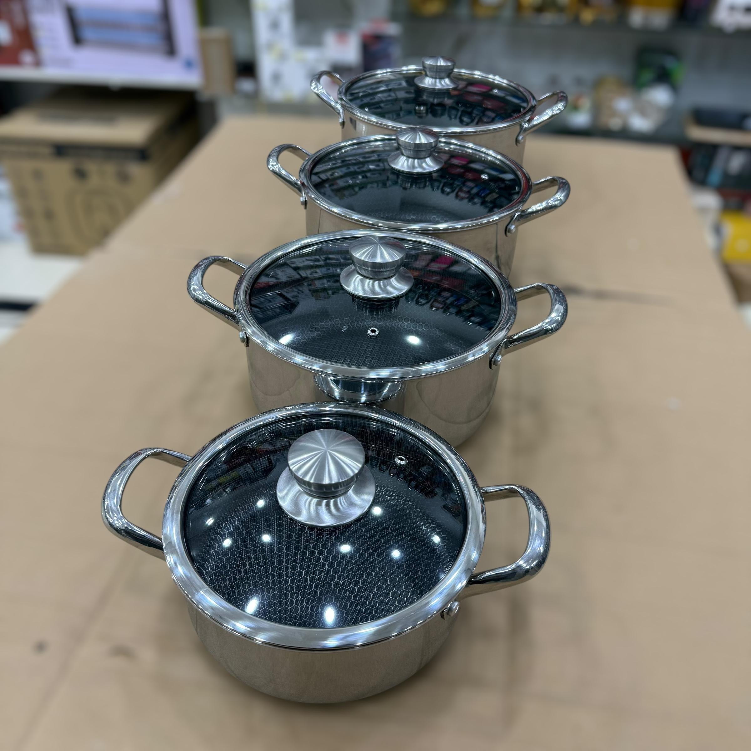 Laser Coated 8pcs Casserole Set Size 22cm to 30cm