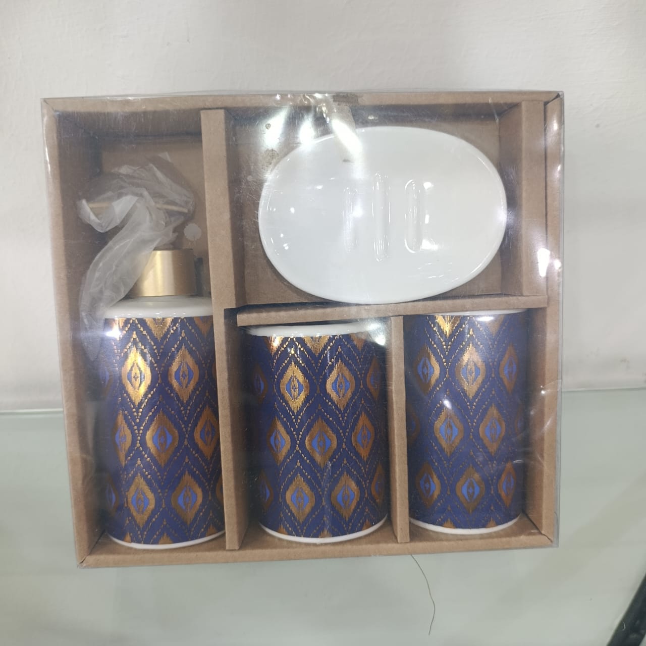 Ceramic 4pcs Bathroom Accessories Set